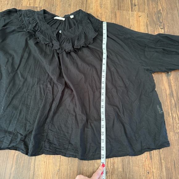 Doen Black Ruffled Blouse - Picture 11 of 12